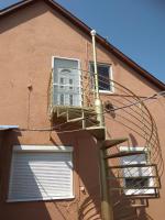 Hanga Apartman - B&B Balatonlelle