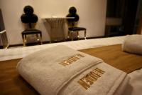 HIDDEN BANK: Golden - B&B Filippopoli
