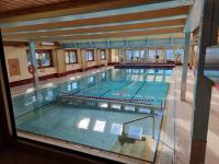 LOVErbier with pool in building, steps to Place Central - Bed and Breakfast Verbier