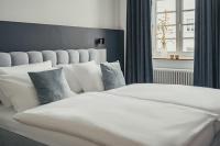Deluxe One-Bedroom Apartment with City View