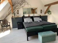 B&B Auhausen - Romantische Wohnung Bauernhof, 100m2 offenes Dachgeschoss - Bed and Breakfast Auhausen