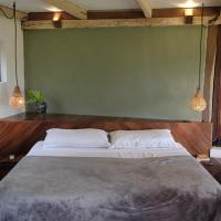 Bungalow met Kingsize Bed en Airconditioning - Bank - Gedeeltelijk Uitzicht op het Meer - Begane Grond