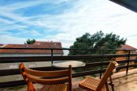 Apartment mit 1 Schlafzimmer und 2 Balkonen