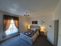 king Bed Premium luxury suite + Free Parking + Free Fast WiFi - B&B Morley