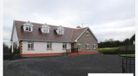 Spacious 6-Bed House 10 minutes from Knock Airport - B&B