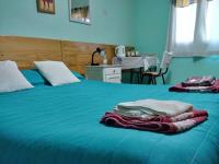 Queen Room with Shared Bathroom