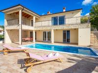 Villa Valente with Pool - B&B
