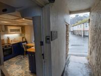 Finest Retreats - Old Harbour Cottage - B&B