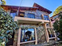 B&B Rānikhet - Mysa by Meraki - Entire Villa with Himalayan Views - Bed and Breakfast Rānikhet