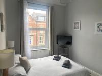 Double Room with Private External Bathroom