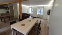 maison face à la dordogne avec terrasse - Chambres d'hôtes La Bourboule
