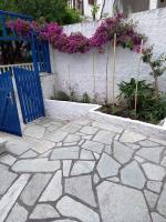 Mantos Rooms - Bed and Breakfast