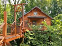 Treehouse #0 by Amish Country Lodging - B&B