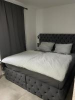 B&B Oberhausen - All In - Bed and Breakfast Oberhausen