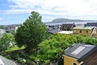 B&B Tórshavn - Tórshavn - Central - City & Ocean Views - 3BR - Bed and Breakfast Tórshavn