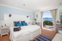 Luxe Kamer met Kingsize Bed en Uitzicht op Zee 