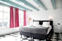 B&B Amsterdam - Modern Canal House Loft - City Center - Bed and Breakfast Amsterdam