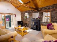 Bakestones - Central Location with Free Integral Private Parking - B&B