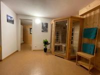 Großzügiges Domizil, 90qm, mit Terrasse, Garten, Infrarotkabine und Garage - B&B Marquartstein
