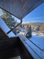 Orange Plaza - На Центральной площади Цахкадзора - B&B
