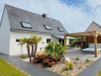 Holiday home with whirlpool in Plouarzel - B&B