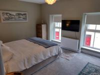 White Birds Townhouse in Sligo Town Center - Chambres d’hôtes Sligo
