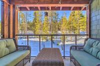 Central Mammoth Lakes Townhome about 1 Mi to Slopes - Ferienwohnung