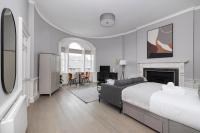 JOIVY Modern Studio in New Town, on Historic George Street - B&B Edimburgo