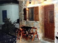 traditional house in Androni - B&B