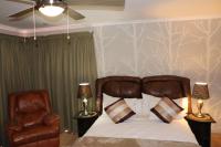 Luxury Queen Room