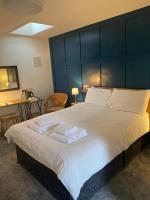 Familienzimmer mit Badewanne