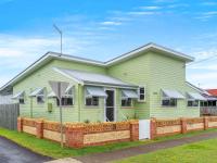 Rosena - The Classic Beach House - 5 Cashmore Street - Chambres d'hôtes Evans Head