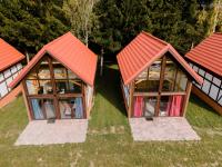 Totutaj Wejsuny - klimatyczne domki z basenem - B&B Pisz