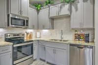 Charming Edinburg Apartment about 3 Mi to Dtwn! - Ferienwohnung