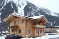 Chalet in Krimml near Europe's Highest Waterfall - B&B Krimml