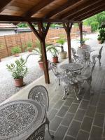 Erna Apartman Balatonlelle - B&B Balatonlelle