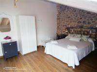 Apartment mit Balkon