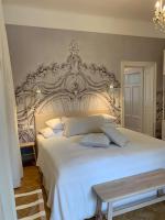 B&B Graz - White Flat by GrazRentals with cool location & free parking - Bed and Breakfast Graz