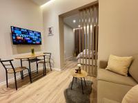 AJ Apartments, Hidden Gem in the Heart of Tirana - Chambres d'hôtes Tirana