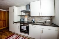 Apartamento con balcón