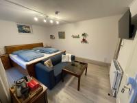 Ruhiges, gemütliches Zimmer mit Bad für 2 Personen, mit Gartenterasse - Chambres d’hôtes Lübeck