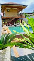 Deluxe Double Room (2 Adults + 1 Child)