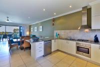 Two-Bedroom Apartment - Blue Water Views 05