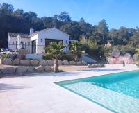 B&B Grimaud - Villa les trois J - Bed and Breakfast Grimaud