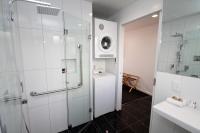 Studio Spa Shower Apartment