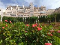 Sybarix Apartment: Precioso apartamento con vistas al golf y el mar - B&B La Envia