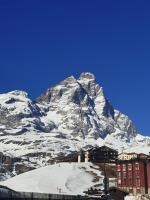 Alpine glow - sophisticated ski in - ski out - Bed and Breakfast Breuil-Cervinia