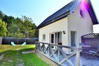 Comfortable holiday homes with a large garden - Chambres d'hôtes Rusinowo