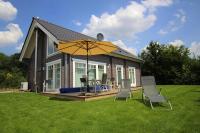 Ferienhaus am Schaalsee, Zarrentin - B&B