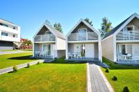 Holiday homes with terraces close to the beach - B&B Sianożęty